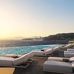 Kouros & Hotel 5*