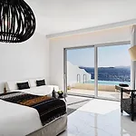 Hotel Kouros &