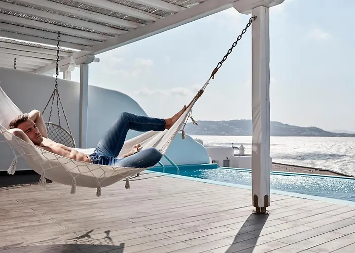 古莱斯套房酒店 酒店