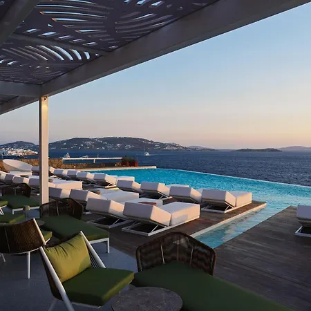 Hotel Kouros &