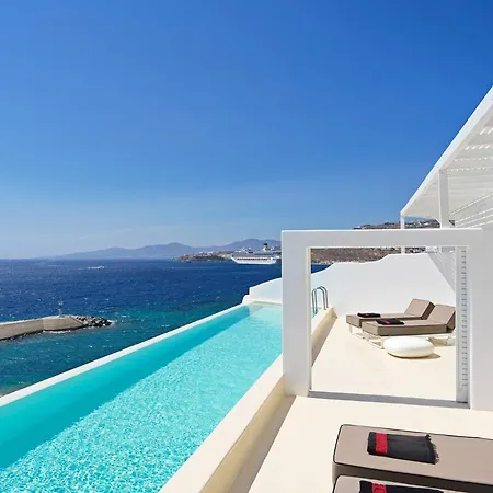 Kouros & Hotell Mykonos Town