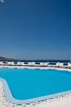 Kouros & Hotel